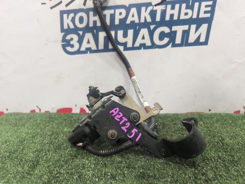 Датчик высоты дорожного просвета TOYOTA AVENSIS AZT251 2AZ-FSE (б/у)