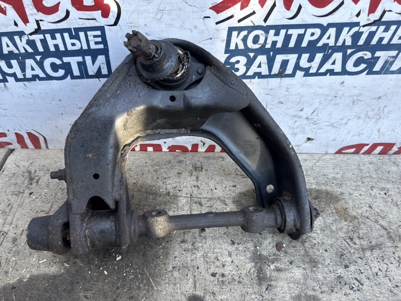 Рычаг верхний MAZDA BONGO SK82MN F8 передний правый (б/у)
