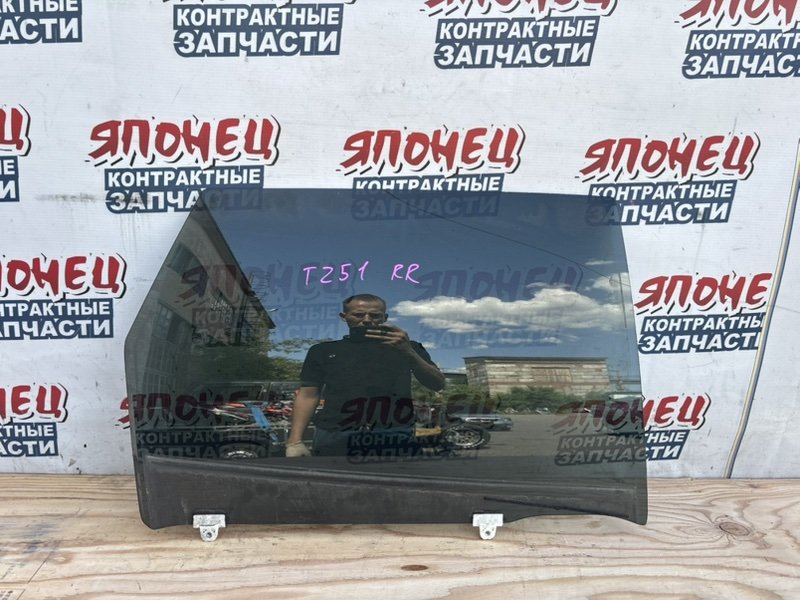 Стекло двери NISSAN MURANO TZ51 QR25DE заднее правое (б/у)