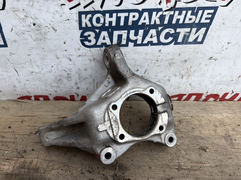 Цапфа TOYOTA PRIUS ZVW30 2ZR-FXE передняя левая (б/у)