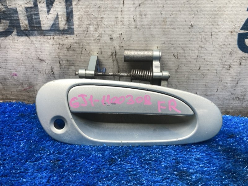 Ручка двери внешняя HONDA AIRWAVE GJ1 L15A передняя правая (б/у)