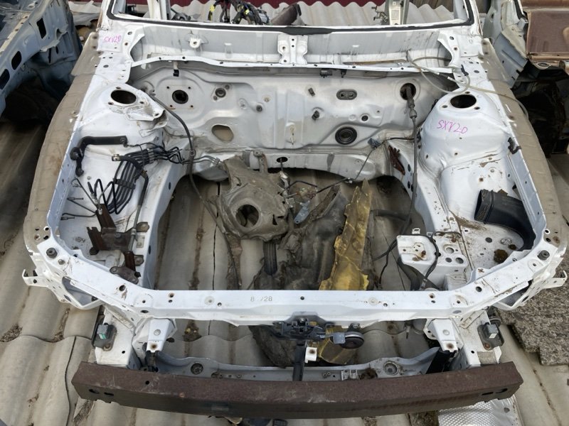 РАМКА РАДИАТОРА TOYOTA CAMRY GRACIA SXV20 5S-FE (б/у)