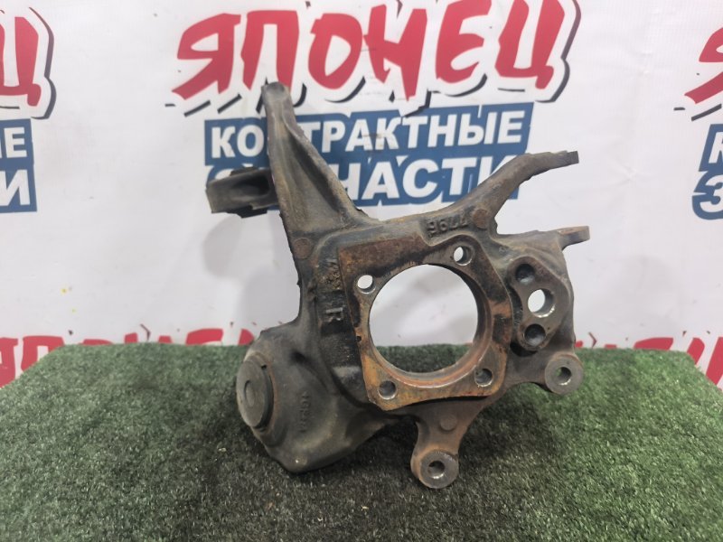 Цапфа TOYOTA AVENSIS AZT251 2AZ-FSE задняя правая (б/у)