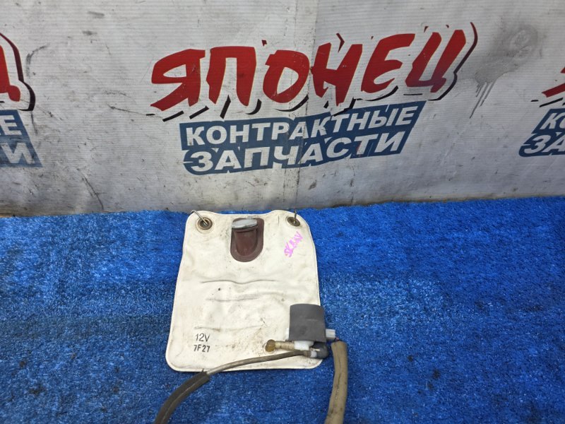Бачок стеклоомывателя MAZDA BONGO SK82V F8 (б/у)