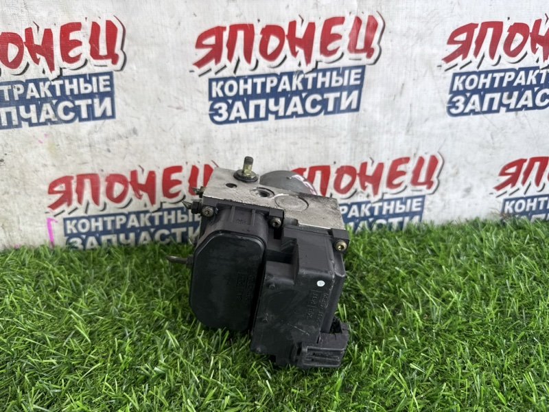 Блок abs SUBARU LEGACY BE5 EJ206 (б/у)