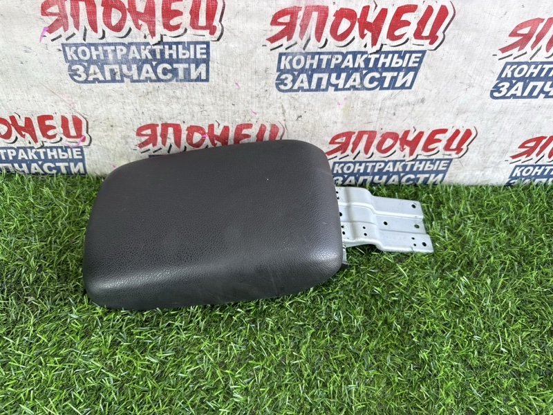 Бардачок между сиденьями SUBARU IMPREZA GJ7 FB20A (б/у)