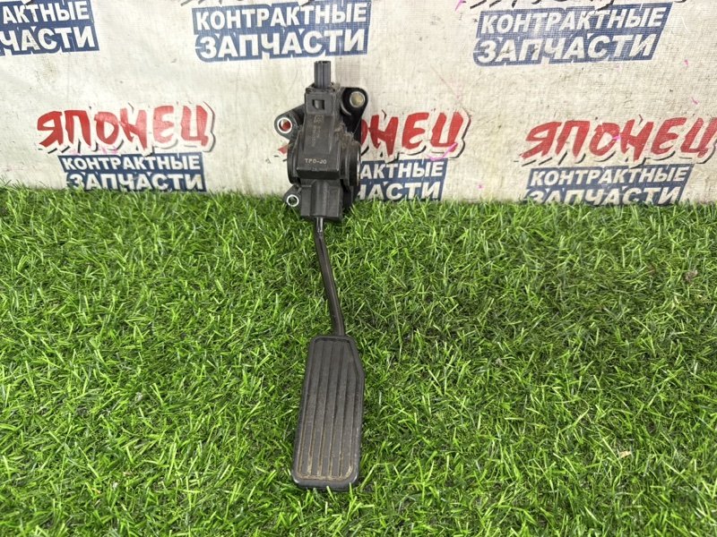 Педаль газа HONDA FREED GB3 L15A (б/у)