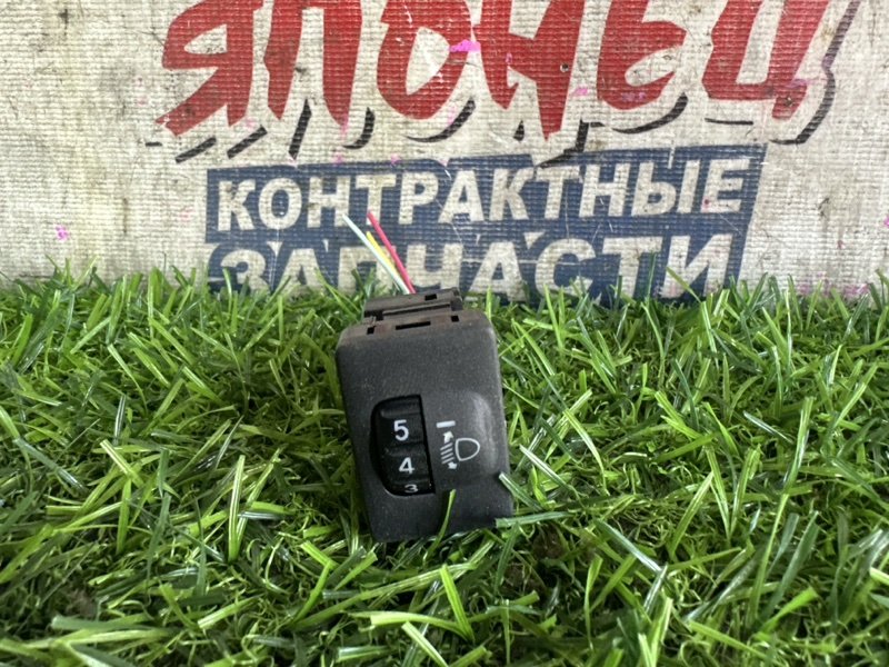 Кнопка корректора фар TOYOTA RACTIS NCP100 1NZ-FE (б/у)