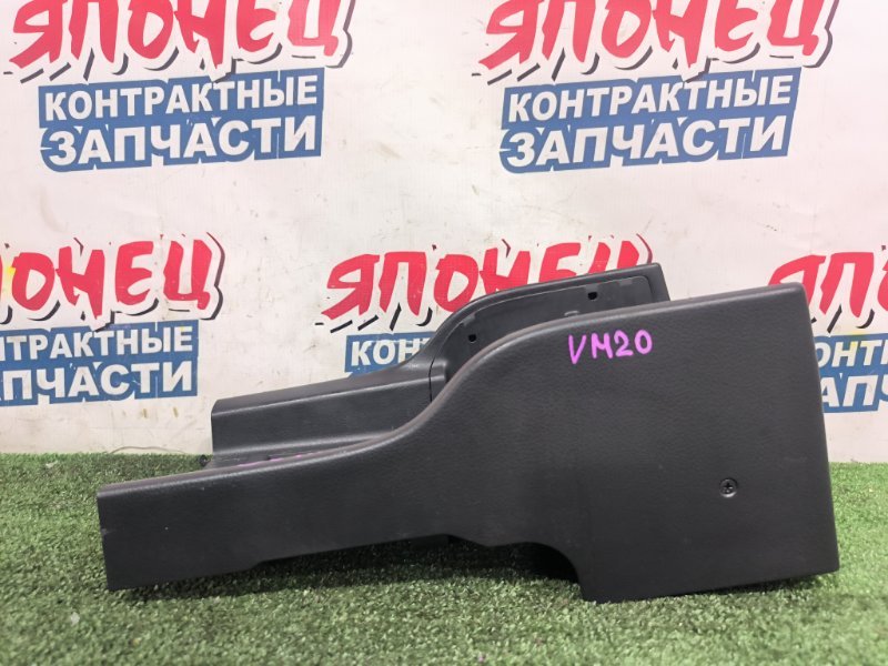 Консоль между сидениями NISSAN NV200 VM20 HR16DE (б/у)