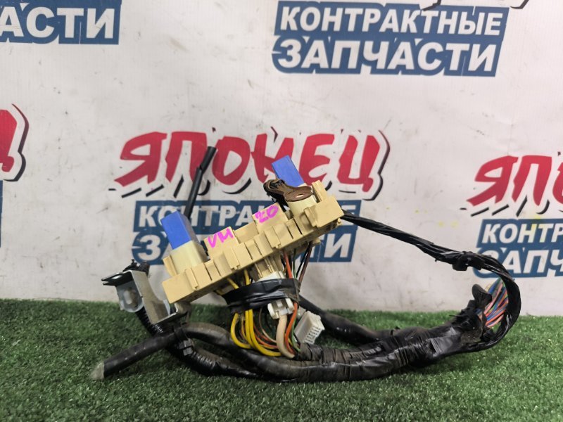 Блок предохранителей салона NISSAN NV200 VM20 HR16DE (б/у)