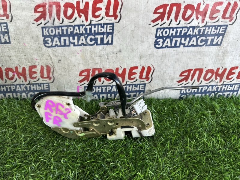 Замок двери HONDA STEPWGN RF2 B20B передний правый (б/у)