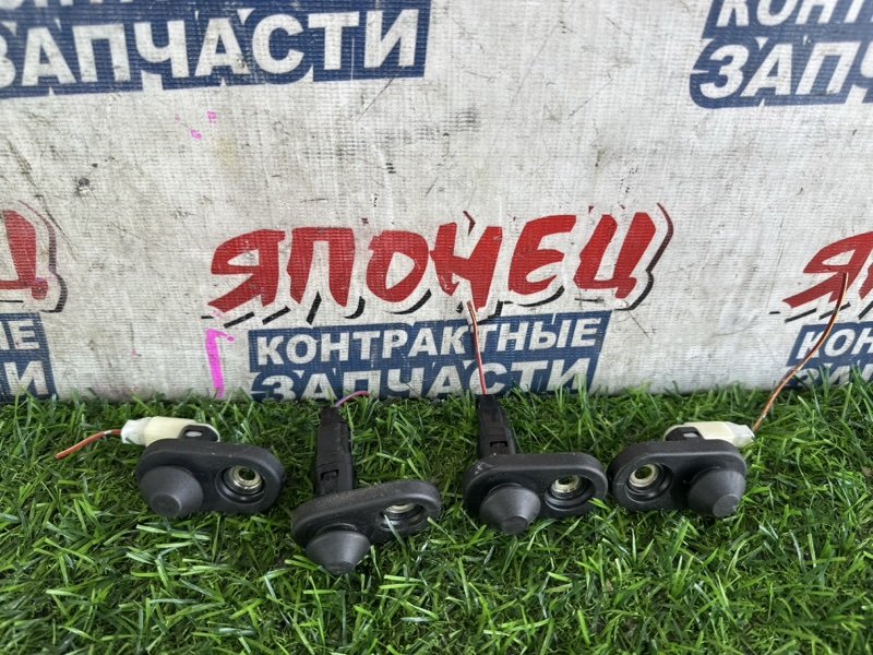 КОНЦЕВИК ДВЕРИ TOYOTA VISTA SV55 3S-FE (б/у)