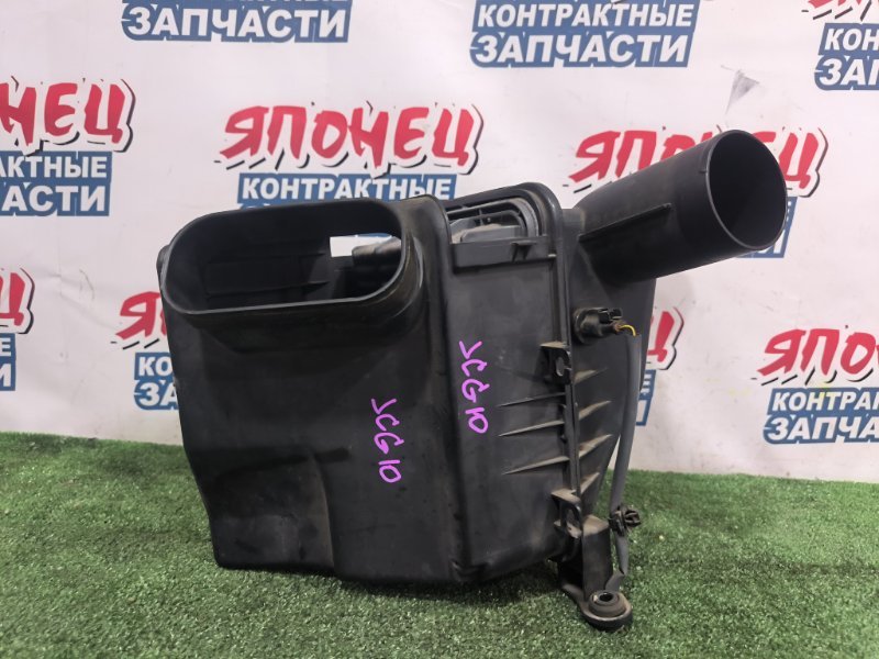 Корпус воздушного фильтра TOYOTA PROGRES JCG10 1JZ-GE (б/у)