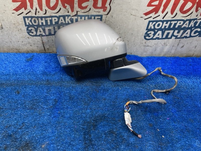 Зеркало NISSAN ELGRAND TE52 QR25DE 2010 правое (б/у)