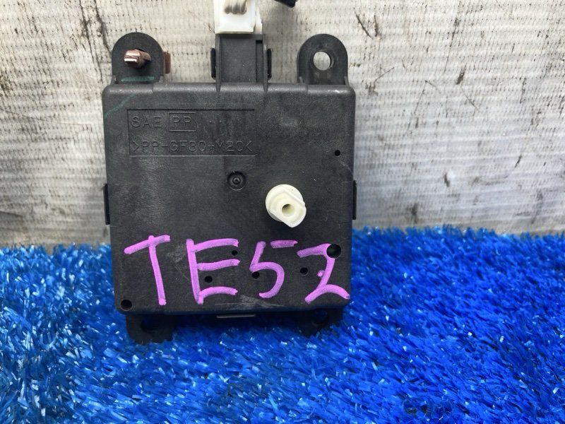 Сервопривод заслонок печки NISSAN ELGRAND TE52 QR25DE 2010 (б/у)