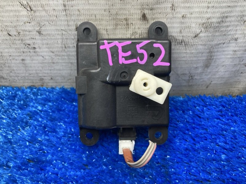 Сервопривод заслонок печки NISSAN ELGRAND TE52 QR25DE 2010 (б/у)