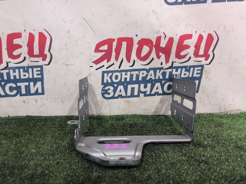 Крепление автомагнитолы HONDA INSIGHT ZE2 LDA (б/у)