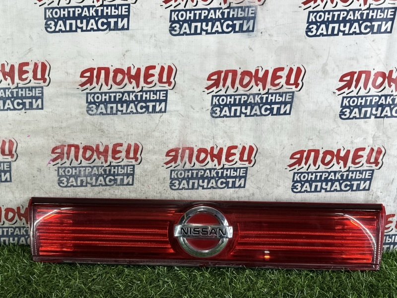Вставка между стопов NISSAN ELGRAND TE52 QR25DE (б/у)