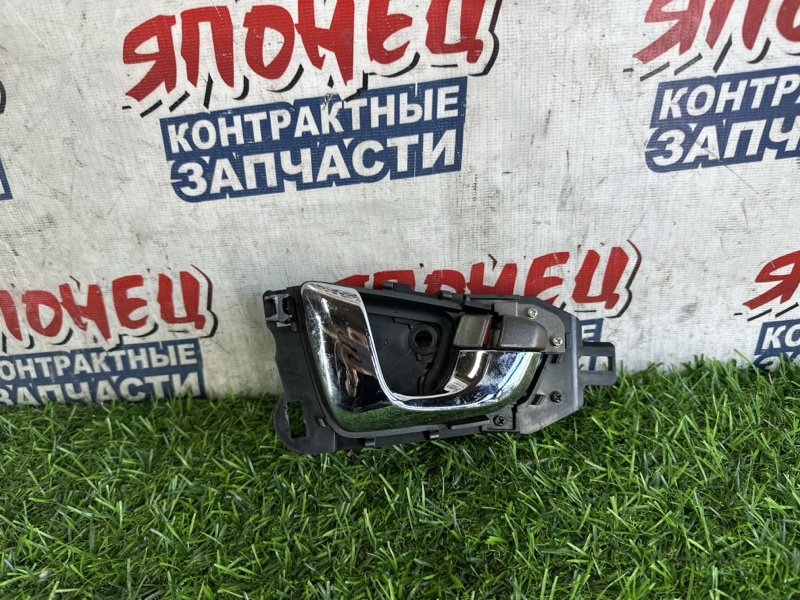 Ручка двери внутренняя HONDA ELYSION RR1 K24A передняя правая (б/у)