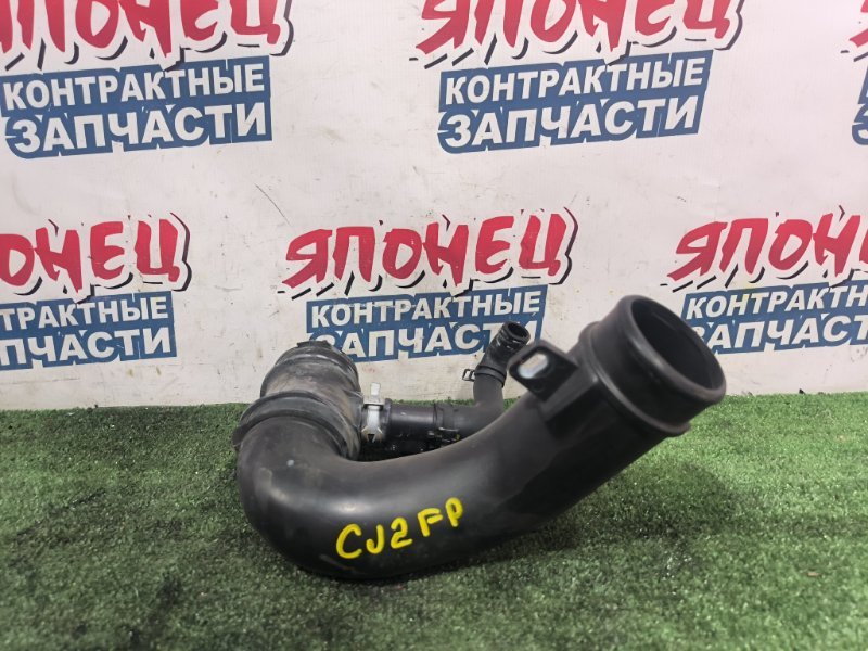 Патрубок воздушного фильтра MAZDA ATENZA GJ2FP SH-VPTR (б/у)