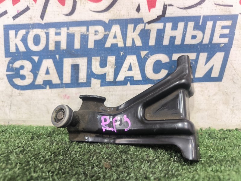 Ролик раздвижной двери HONDA STEPWGN RF3 K20A задний левый (б/у)