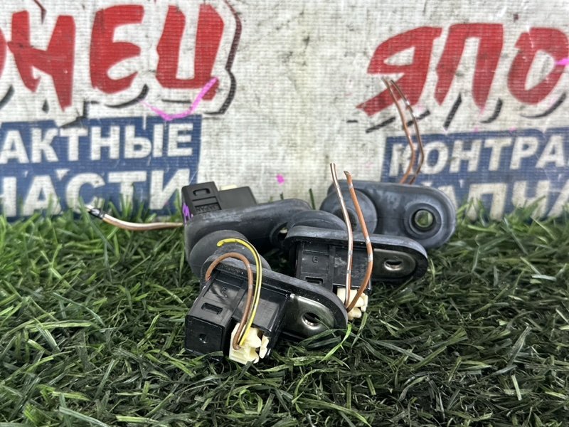 КОНЦЕВИК ДВЕРИ MITSUBISHI GRANDIS NA4W 4G69 (б/у)