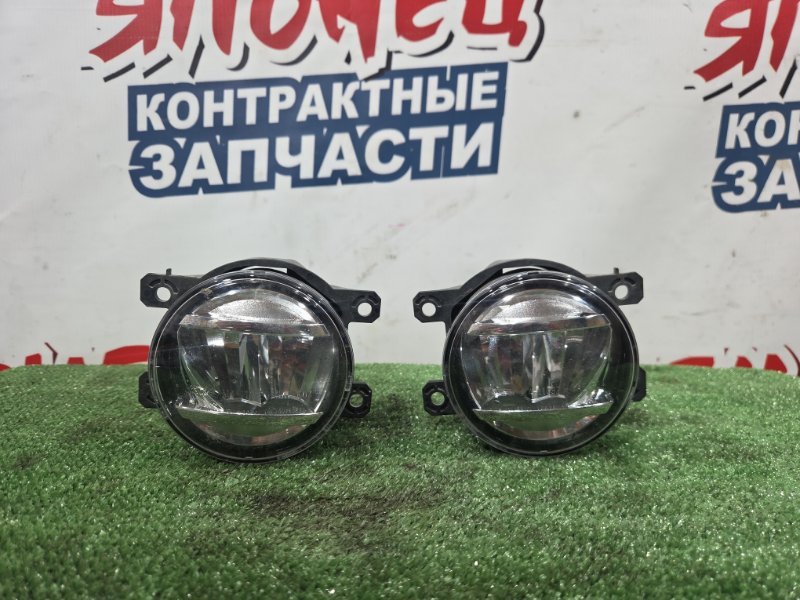 Фара противотуманная SUBARU LEVORG VM4 FB16E (б/у)