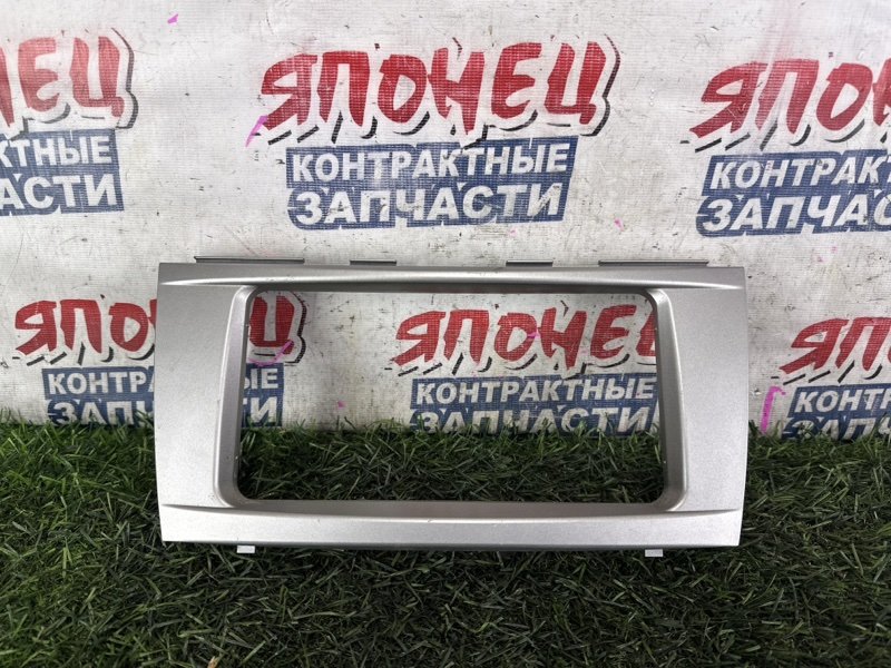 Консоль магнитофона TOYOTA CAMRY ACV40 2AZ-FE (б/у)
