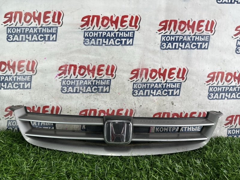 Решетка радиатора HONDA ACCORD CF4 F20B (б/у)