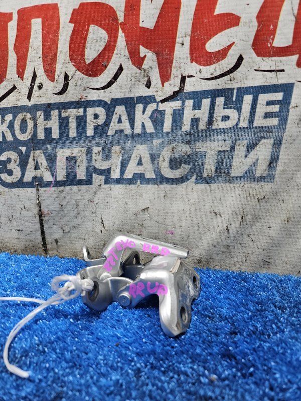 Петля двери TOYOTA ALLION AZT240 1AZ-FSE задняя правая (б/у)