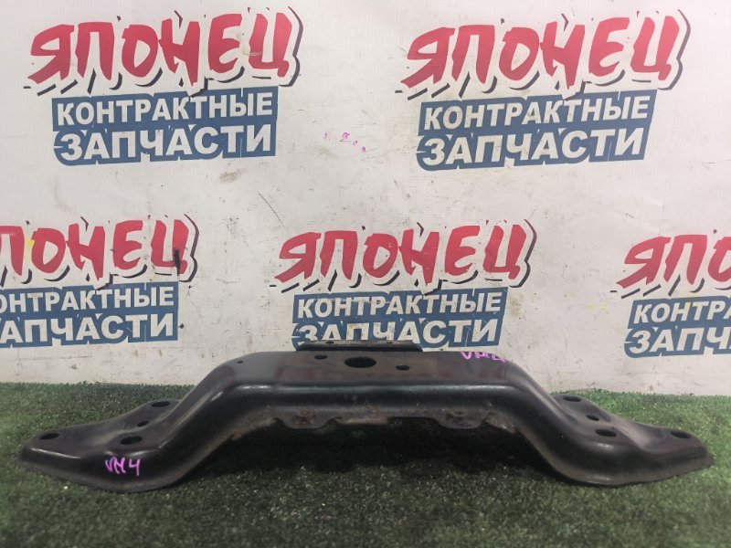 Балка под кпп SUBARU LEVORG VM4 FB16E задняя (б/у)