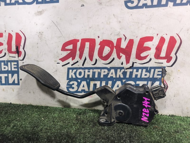 Педаль газа TOYOTA COROLLA FIELDER NZE141 1NZ-FE (б/у)