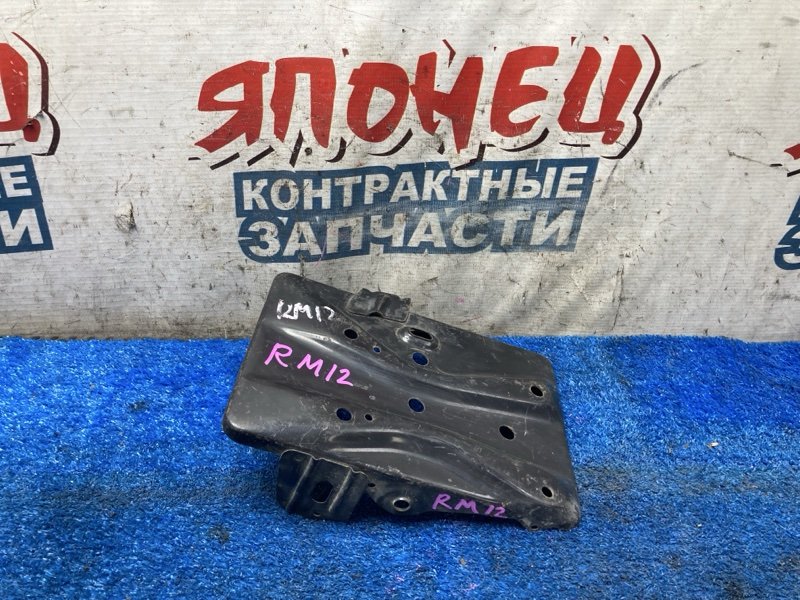 Подставка под аккумулятор NISSAN LIBERTY RM12 QR20DE (б/у)