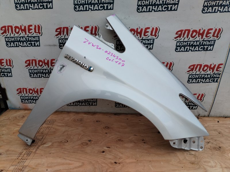 Крыло TOYOTA PRIUS ZVW30 2ZR-FXE переднее правое (б/у)