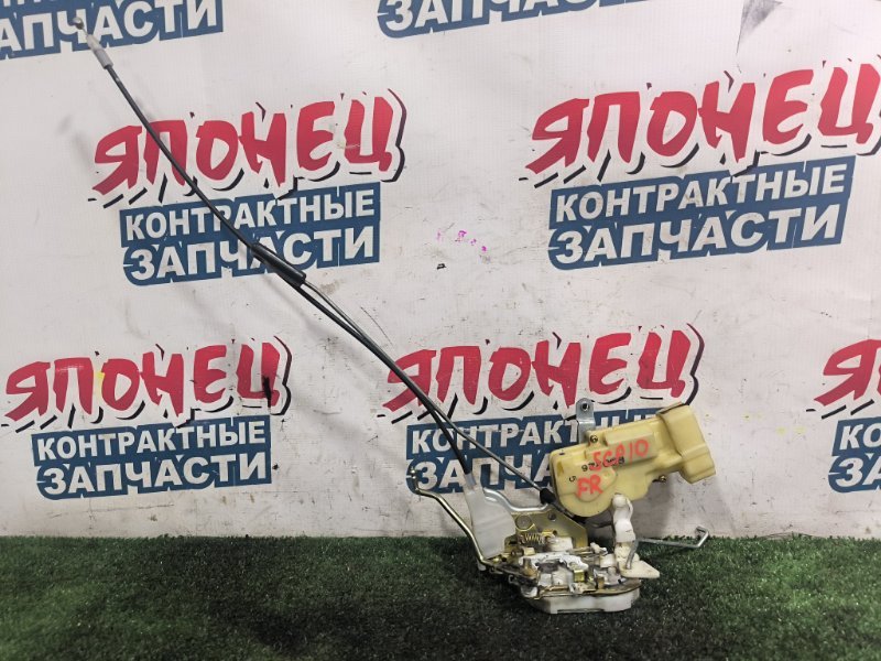 Замок двери TOYOTA VITZ SCP10 1SZ-FE передний правый (б/у)