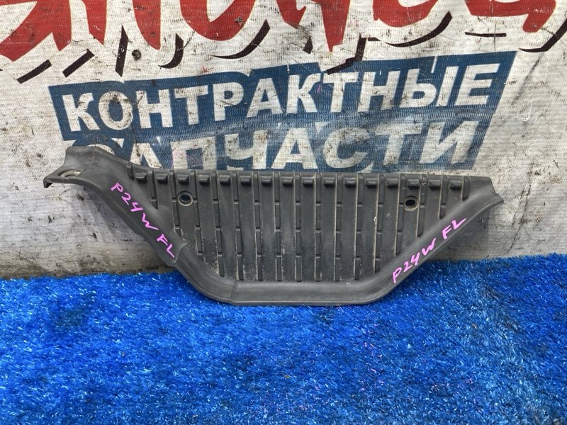 НАКЛАДКА НА ПОДНОЖКУ MITSUBISHI DELICA P24W 4G64 передняя левая (б/у)