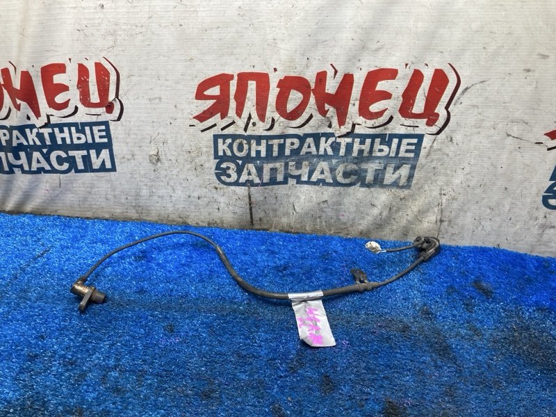 Датчик abs TOYOTA SIENTA NCP81 1NZ-FE передний левый (б/у)