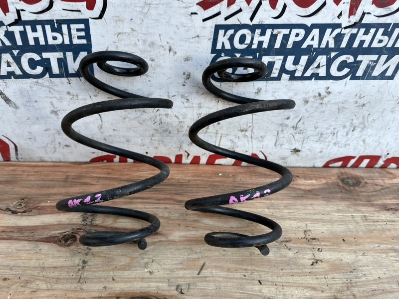 Пружина NISSAN MARCH AK12 CR12DE задняя (б/у)
