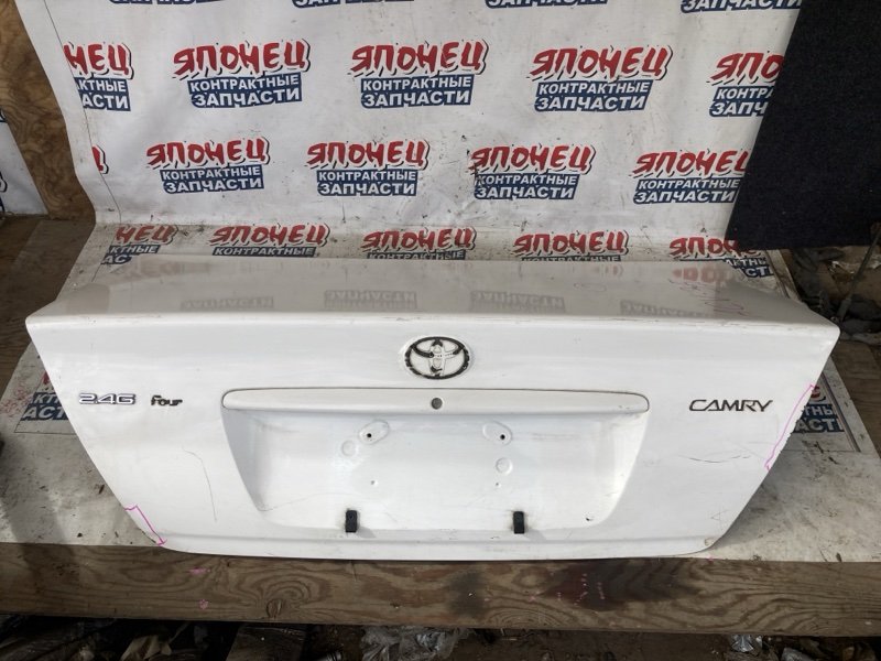 Крышка багажника TOYOTA CAMRY ACV30 2AZ-FE (б/у)