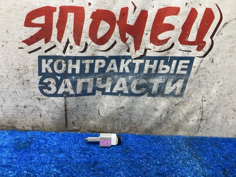 Концевик под педаль тормоза HONDA LEGEND KA9 C35A (б/у)