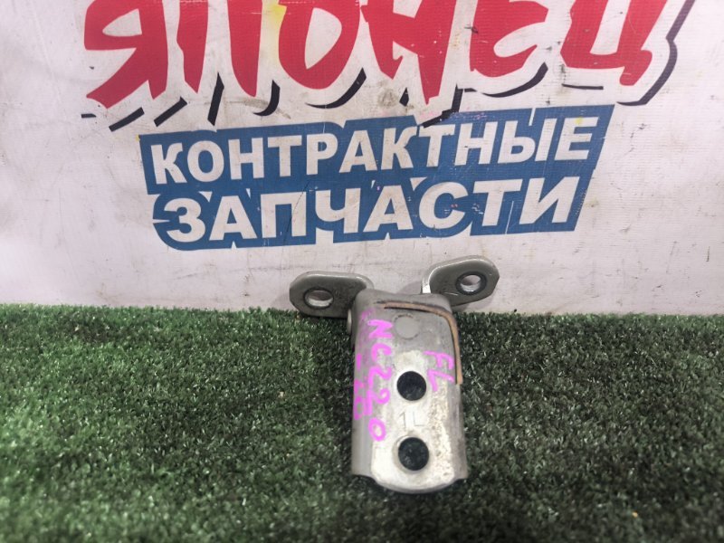 Петля двери TOYOTA RAUM NCZ20 1NZ-FE передняя левая (б/у)