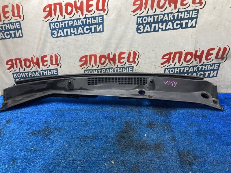 Решетка, жабо под дворники SUBARU LEVORG VM4 FB16E (б/у)