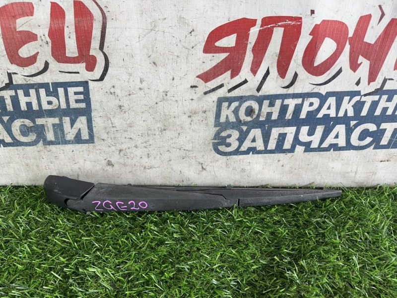 Дворник двери багажника TOYOTA WISH ZGE20 2ZR-FAE (б/у)