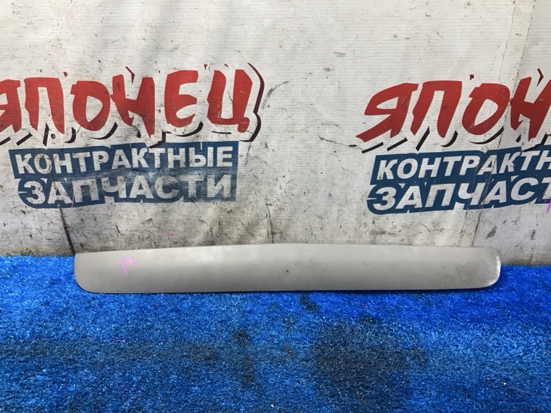 Накладка двери багажника NISSAN VANETTE SKP2MN L8 (б/у)