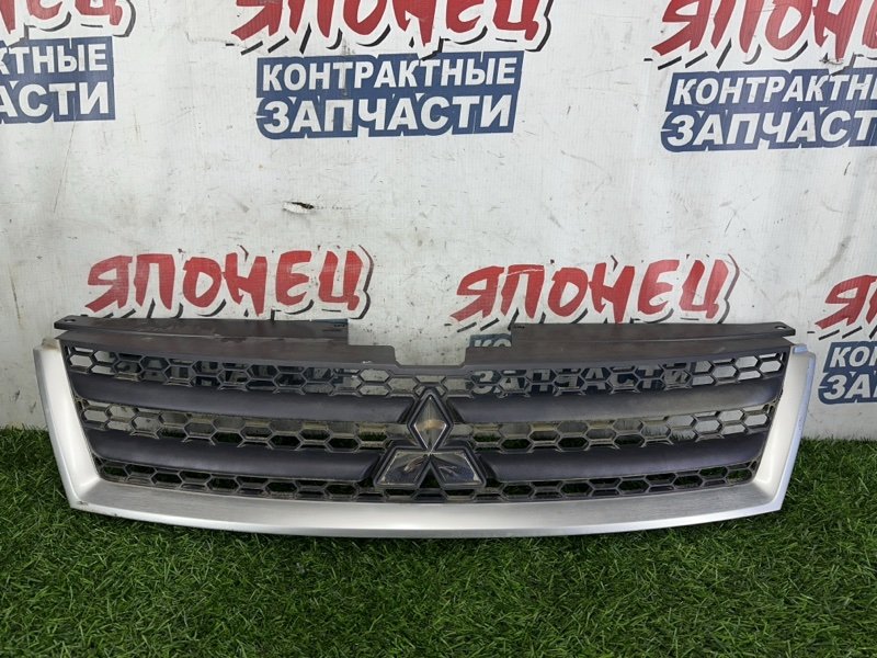Решетка радиатора MITSUBISHI OUTLANDER CW5W 4B12 (б/у)