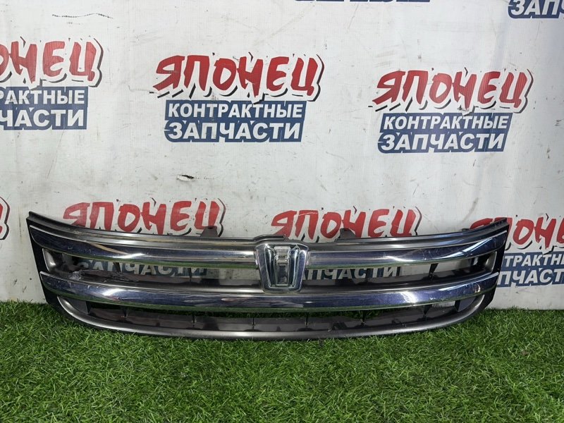 Решетка радиатора TOYOTA ISIS ZNM10 1ZZ-FE (б/у)
