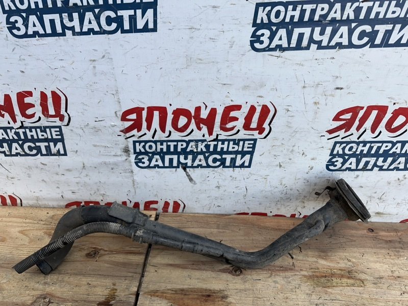 Горловина топливного бака NISSAN MARCH AK12 CR12DE (б/у)