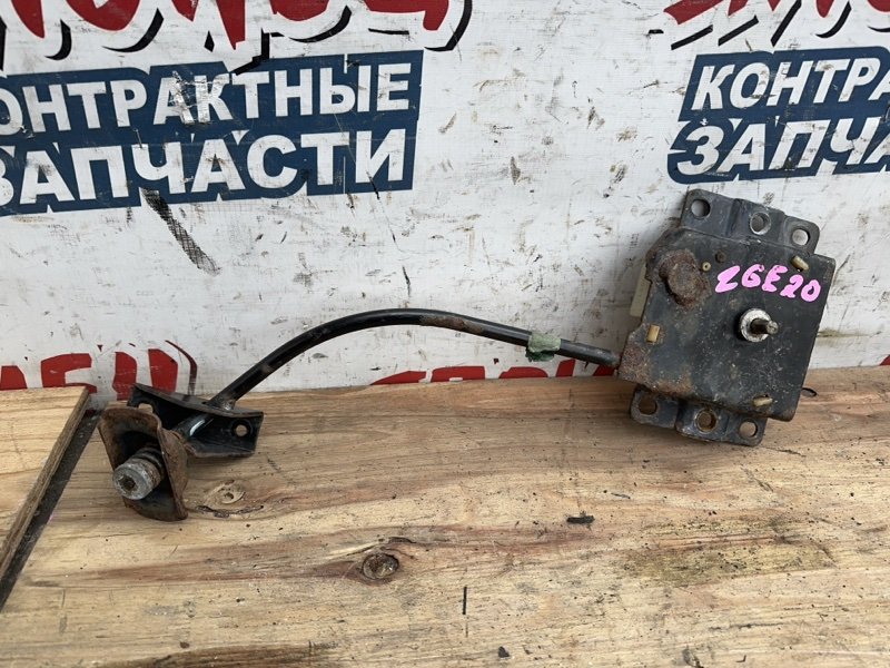 Крепление запасного колеса TOYOTA WISH ZGE20 2ZR-FAE (б/у)