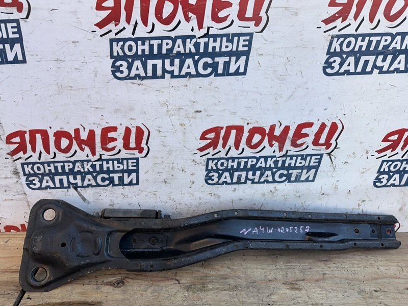 Балка продольная MITSUBISHI GRANDIS NA4W 4G69 передняя (б/у)