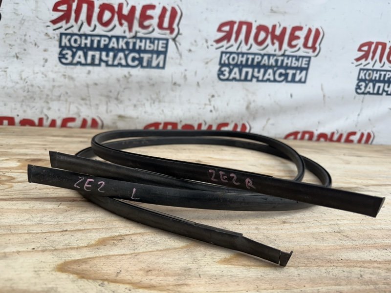 Молдинг крыши HONDA INSIGHT ZE2 LDA (б/у)